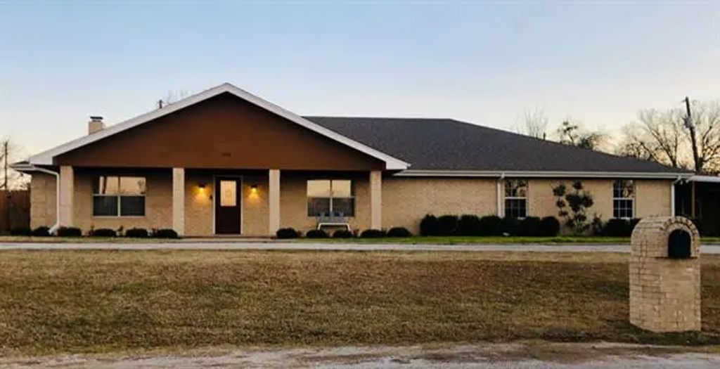 1610 W Main Street, Eastland
