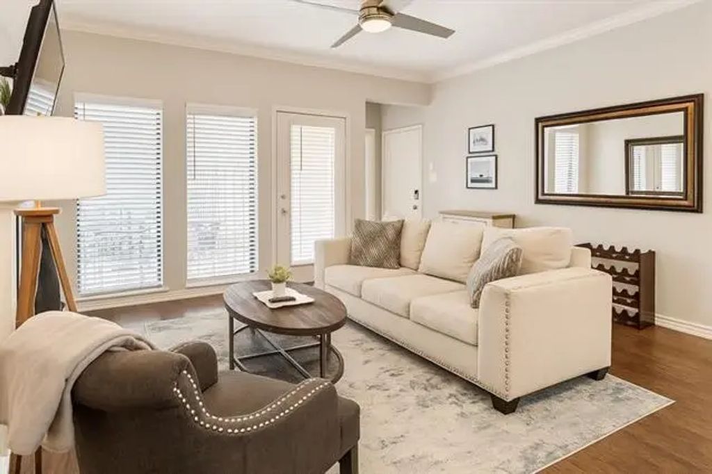 3105 San Jacinto 106, Dallas