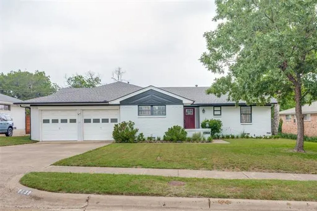 9139 Bretshire Drive, Dallas