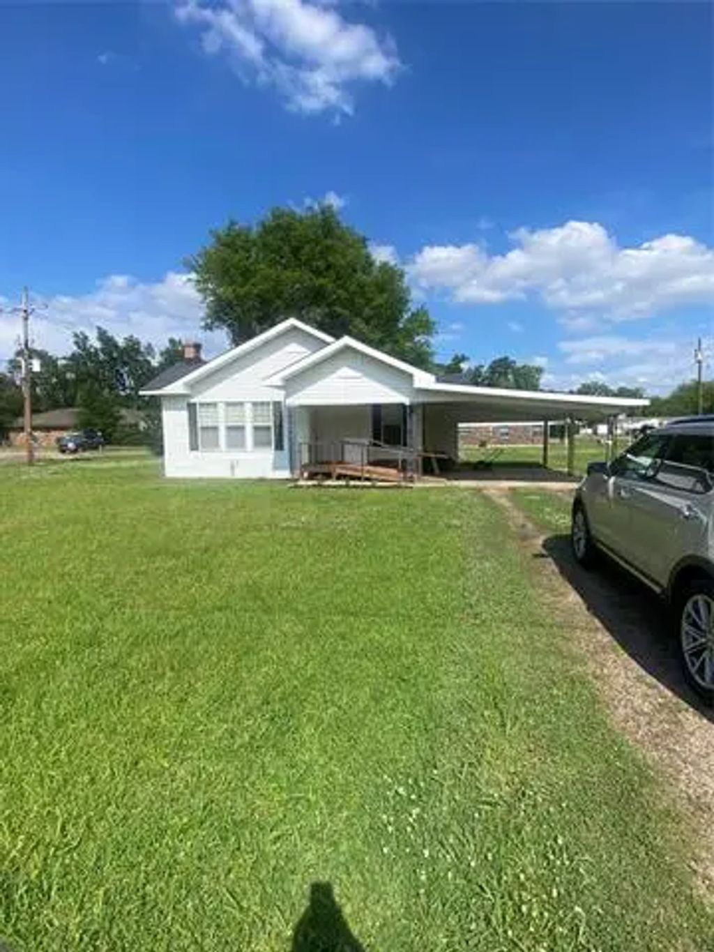 218 North, Mangham