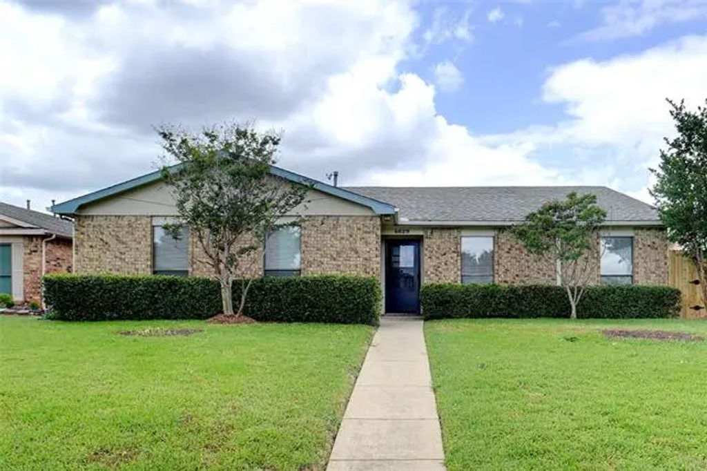 4629 Las Hadas, Mesquite