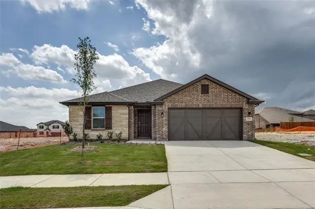 3916 Amethyst Drive, Celina