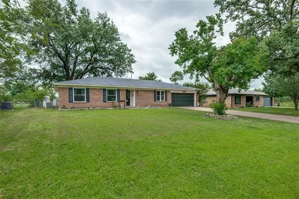 1434 Southland Street, Sulphur Springs