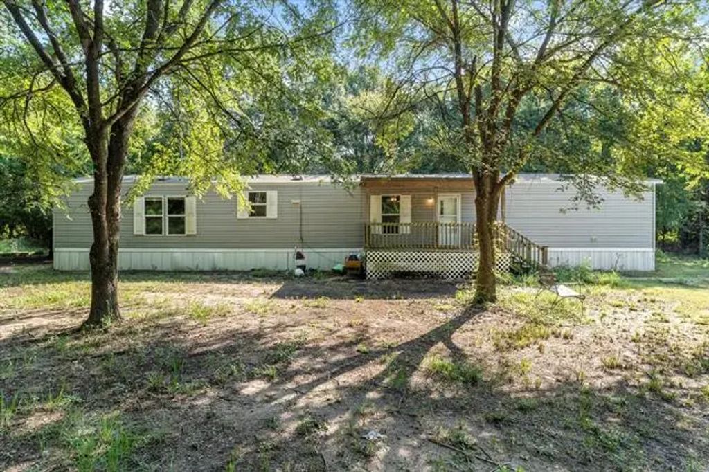 818 Se County Road 2260, Corsicana