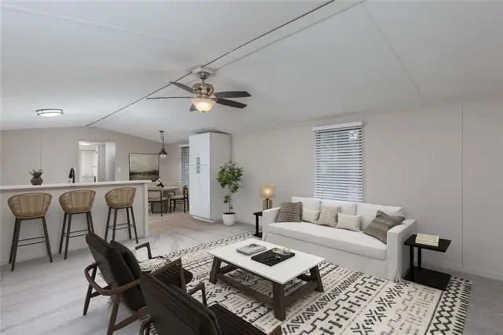 6017 Hidden Circle, Azle