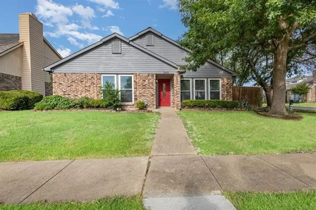 2502 Lake Valley Drive, Garland