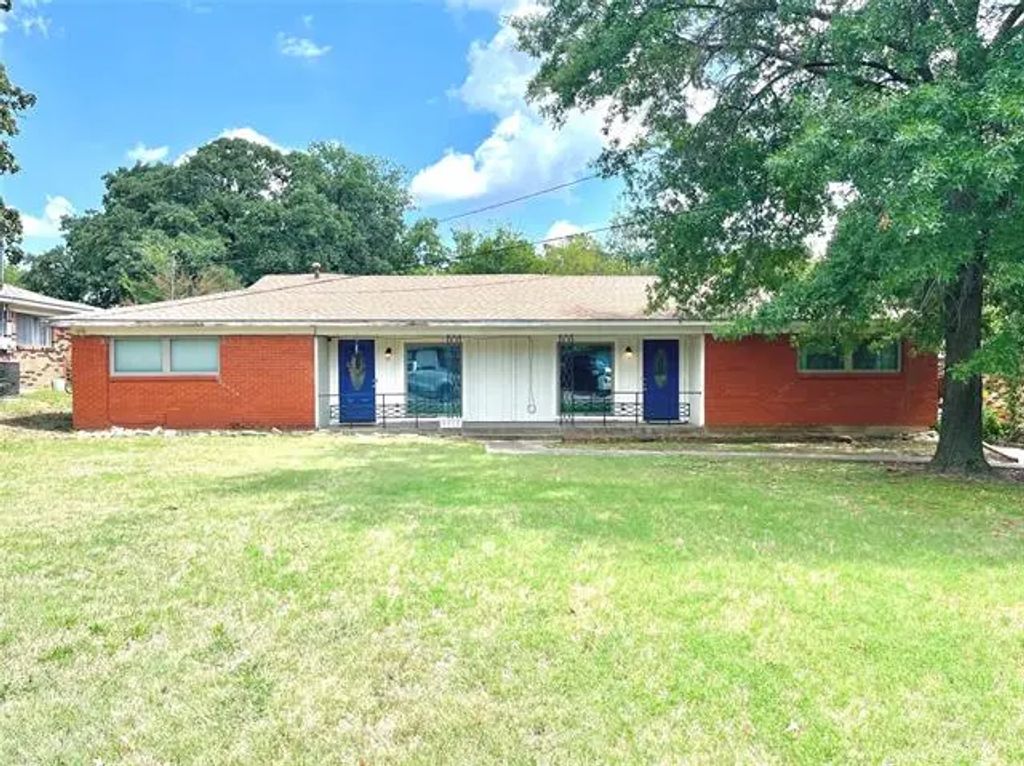 2614 Denison Street, Denton