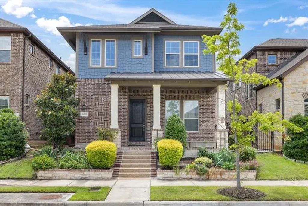 1420 White Squall Trail, Arlington
