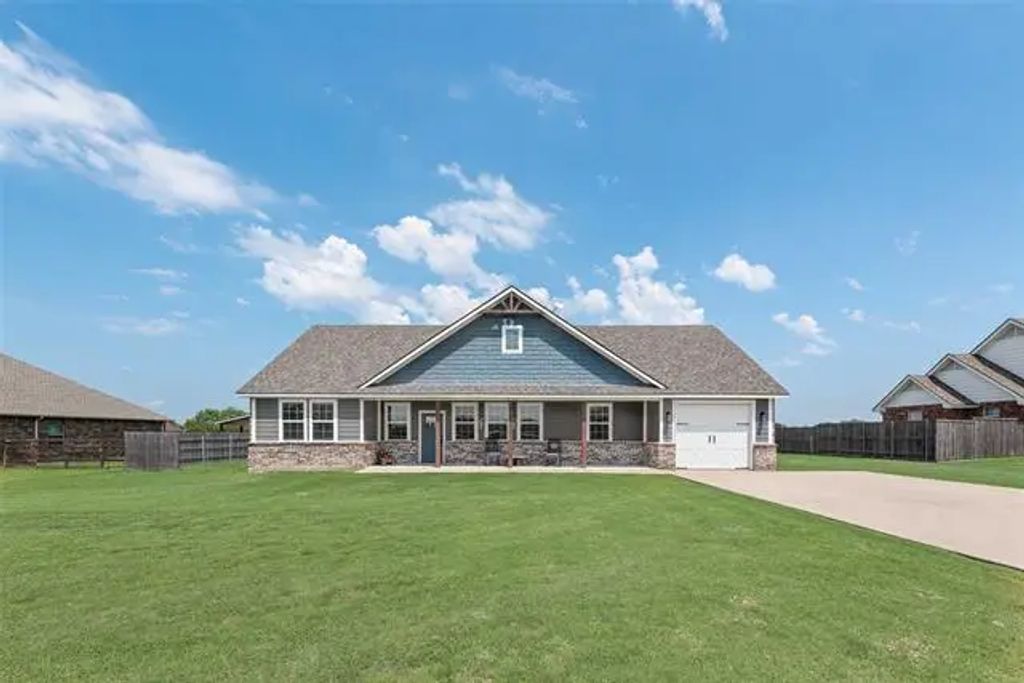 1259 County Road 138, Oak Ridge