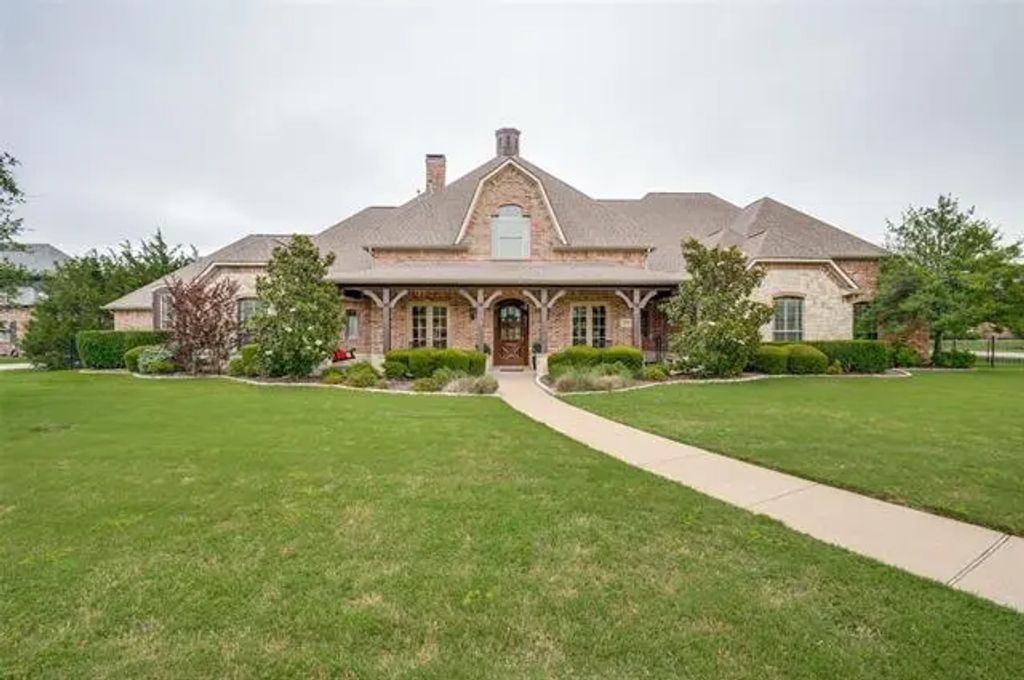1740 Blue Forest Drive, Prosper