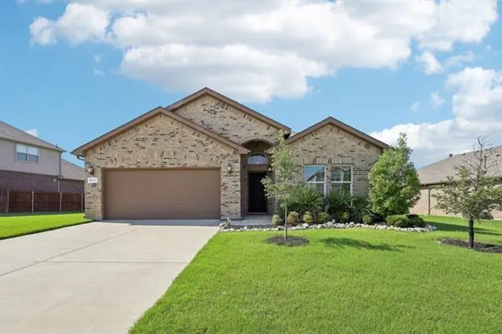 632 Dunster Lane, Saginaw