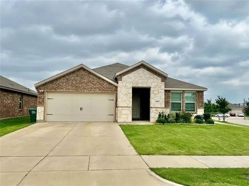 1013 Euston Street, Denton
