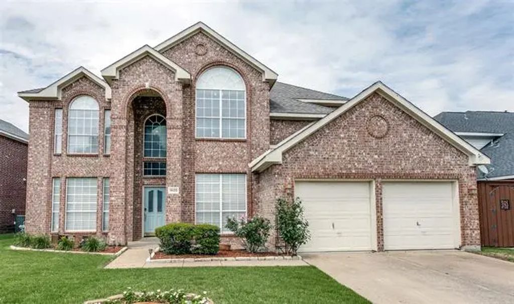 1620 Robin Lane, Flower Mound