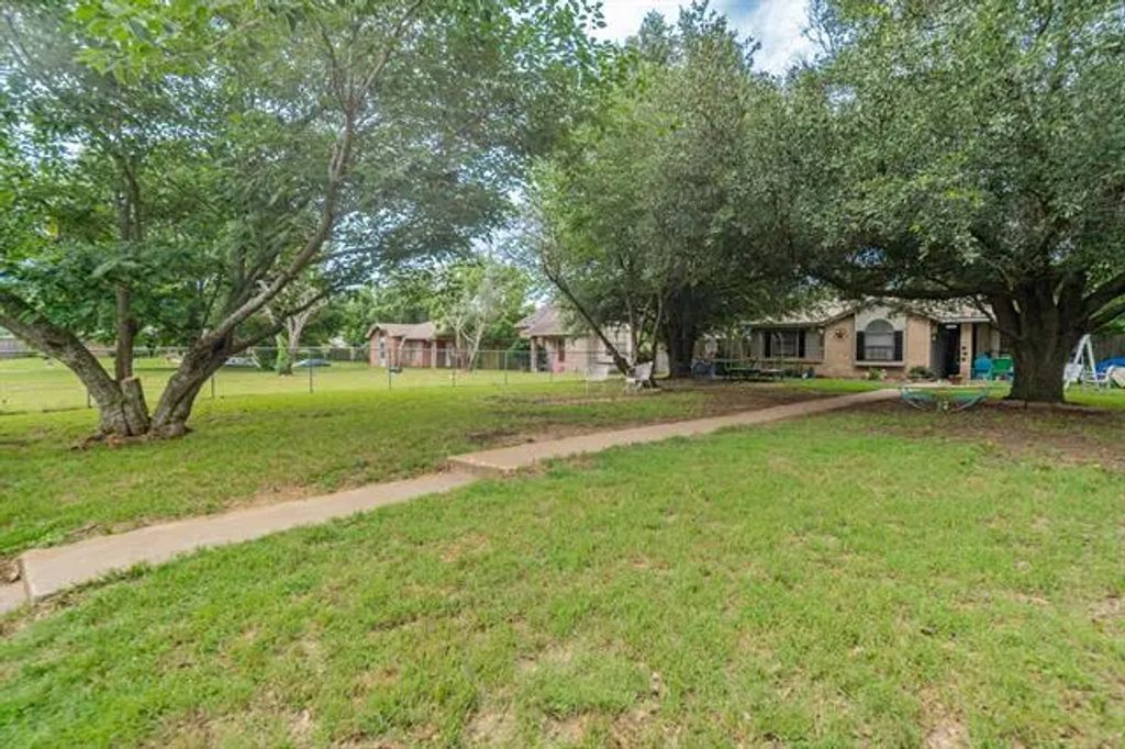 13312 Cloverbrook Lane, Dallas