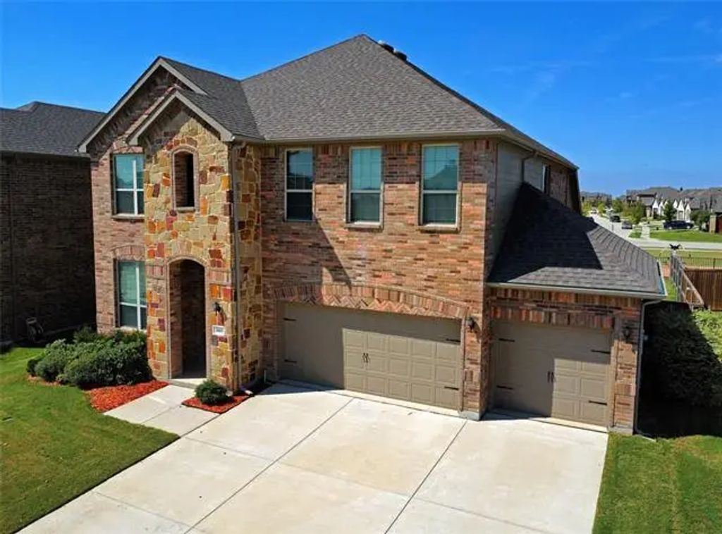 2809 Lakeside Drive, Aubrey