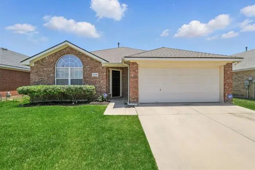8436 Prairie Fire Drive, Fort Worth