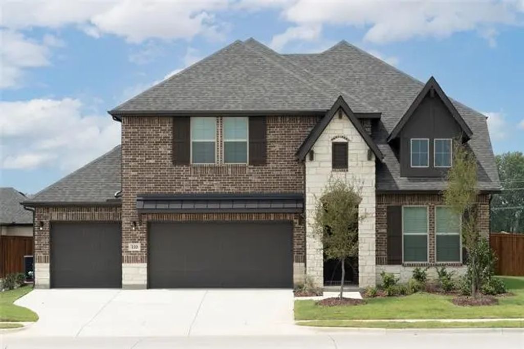 110 National Court, Forney