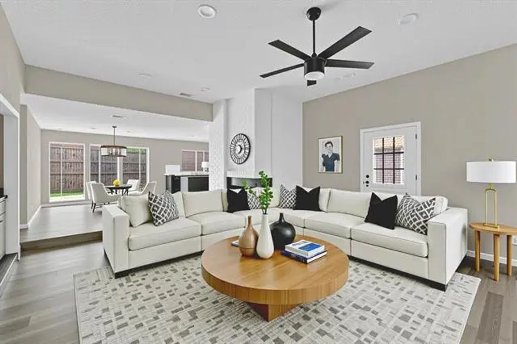 12331 Ferris Creek Lane, Dallas