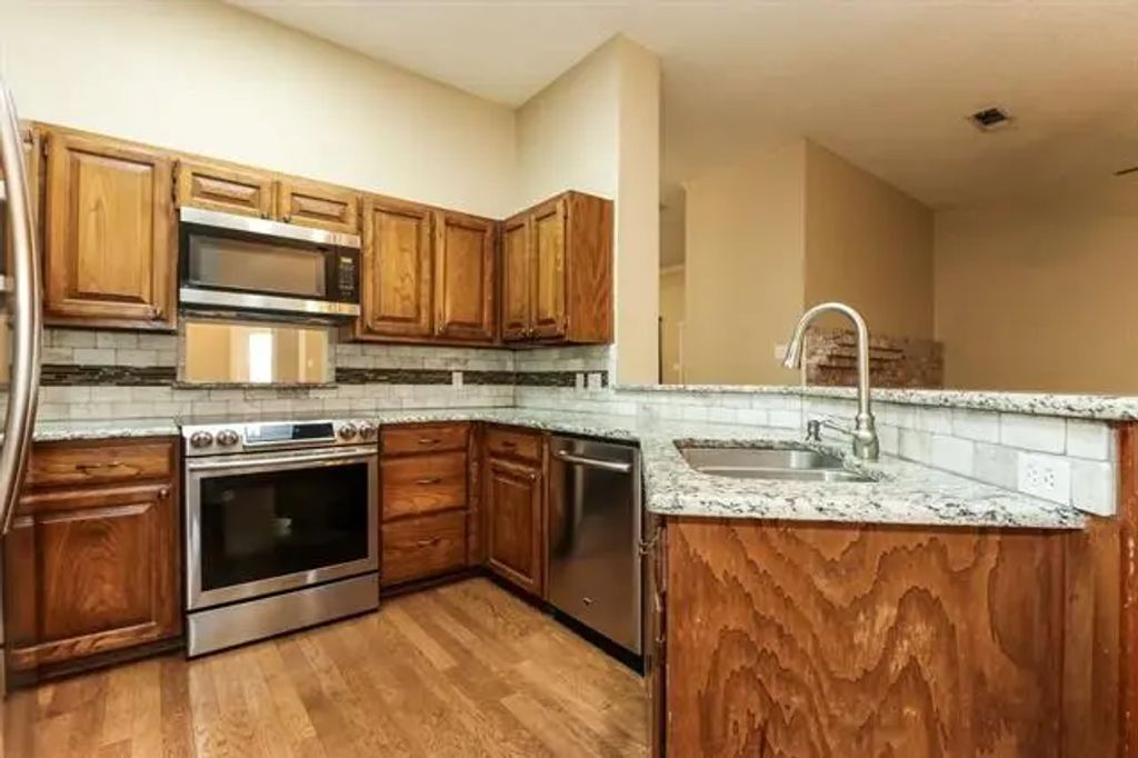 665 Cardinal Ridge Road, Burleson