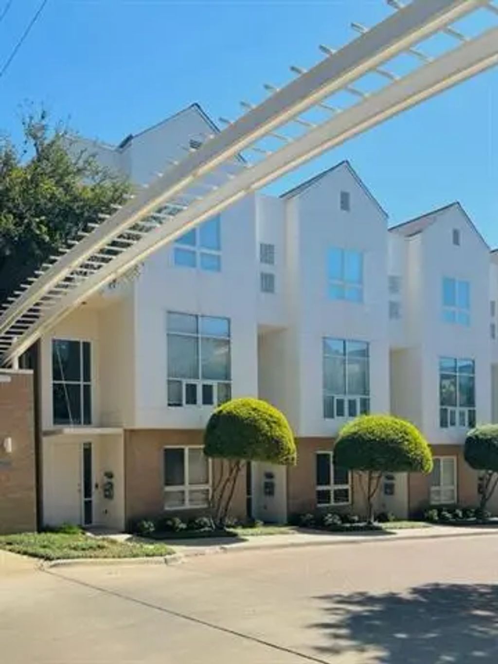 4060 Travis Street 15, Dallas