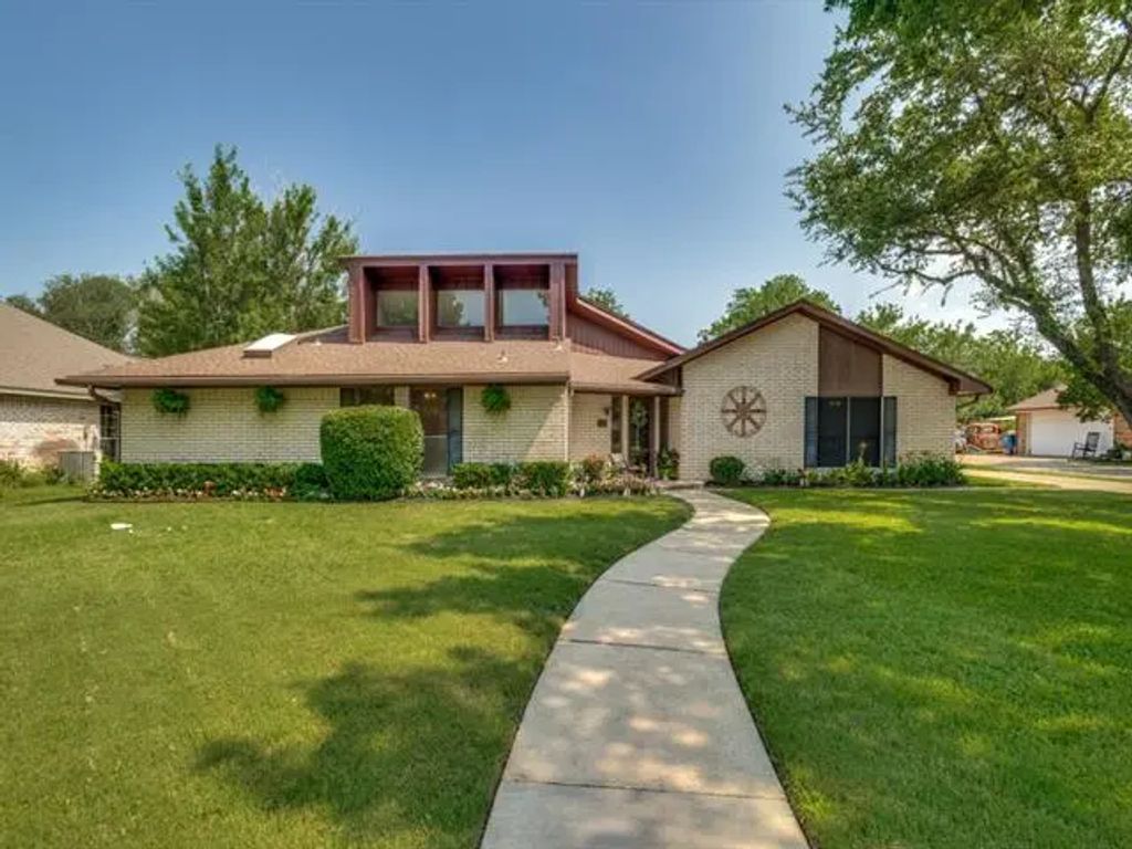 1507 Juniper Lane, Lewisville