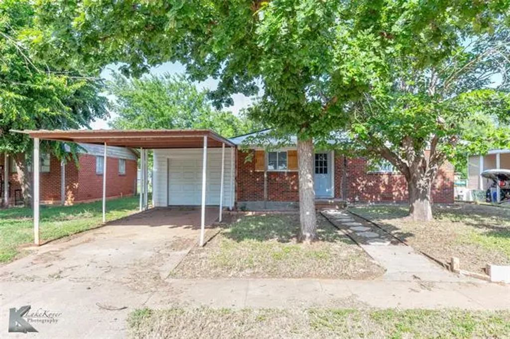 1709 Briarwood Street, Abilene