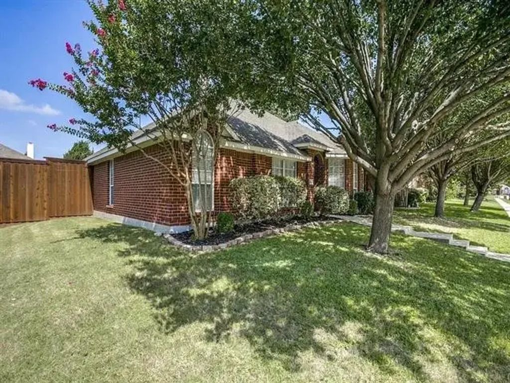 1509 Landsford Drive, Allen