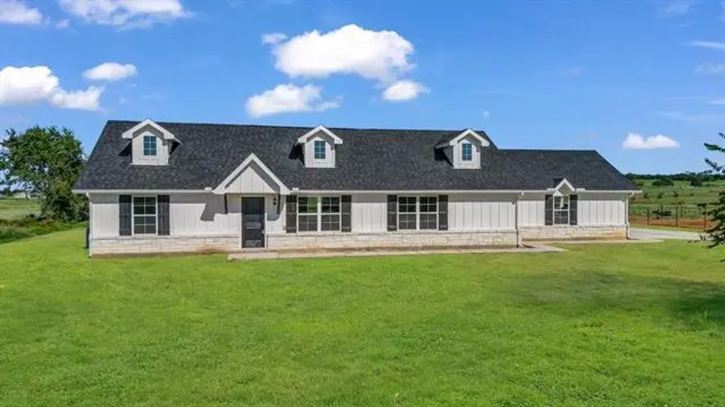 3777 Pine Road, Poolville