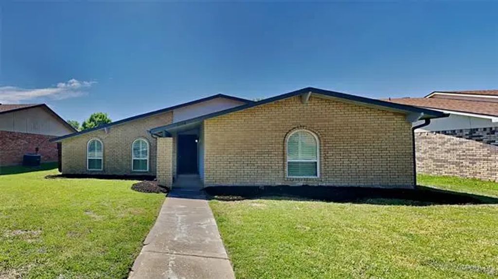 4708 Roberts Drive, The Colony