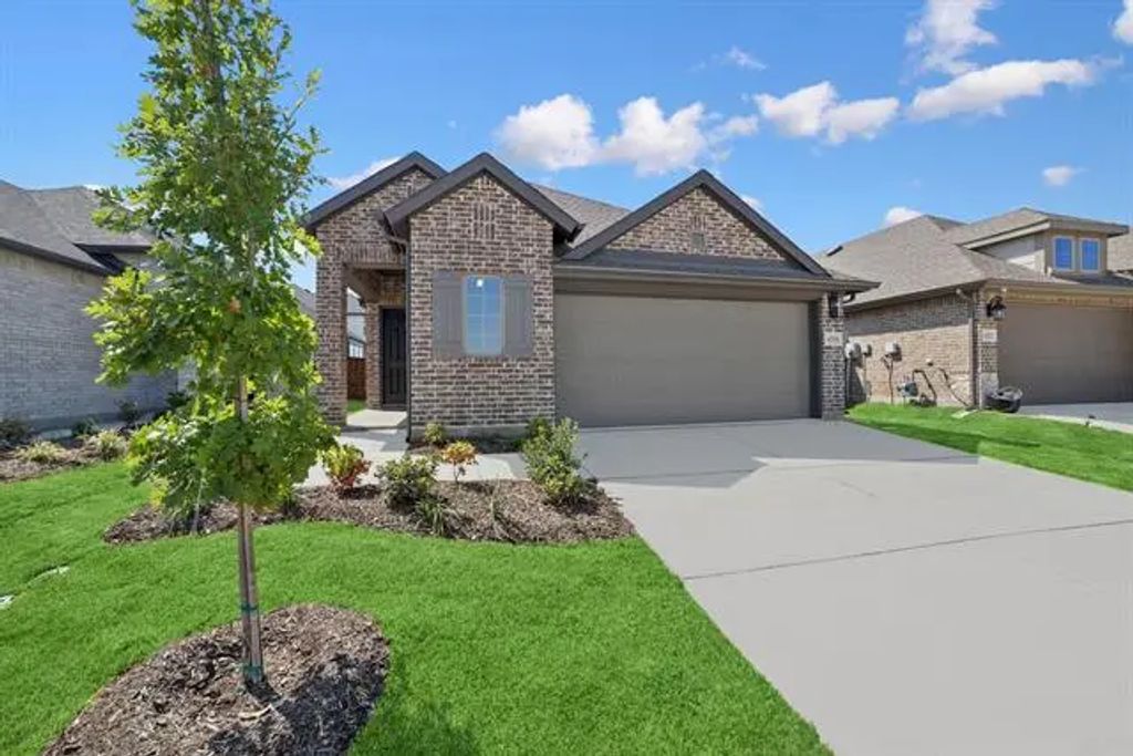4318 Anglers Way, Royse City