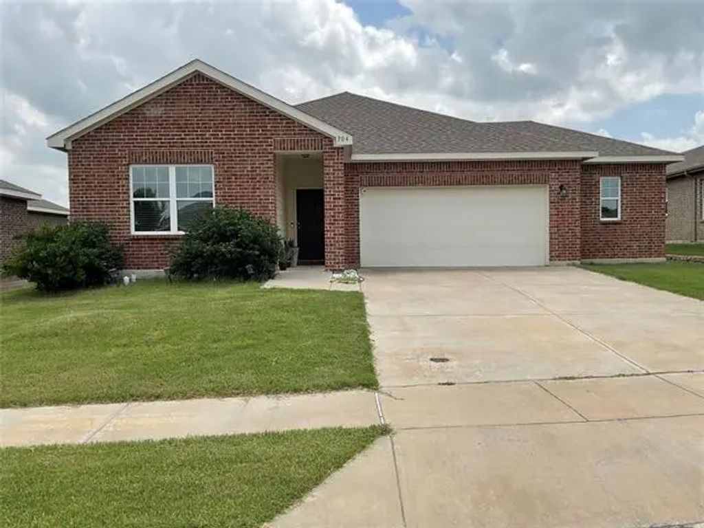 304 Gypsum Lane, Glenn Heights
