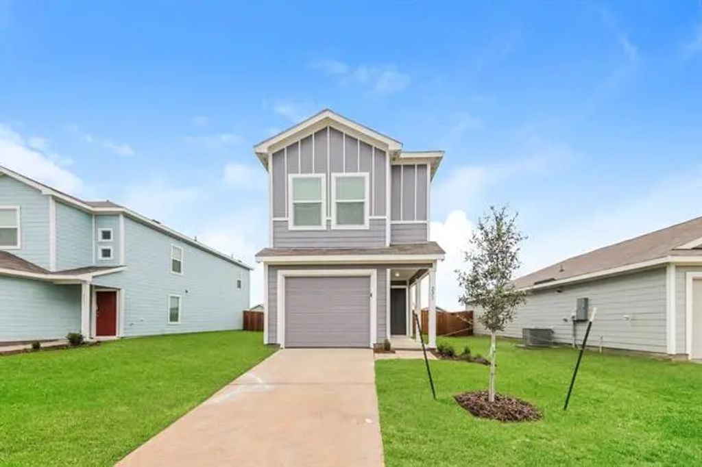 221 Boxberry Way, Princeton