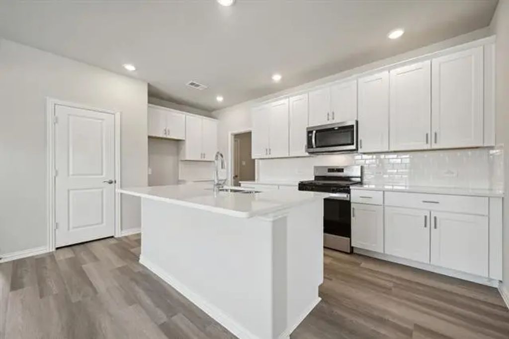 121 Greenbriar Drive, Princeton