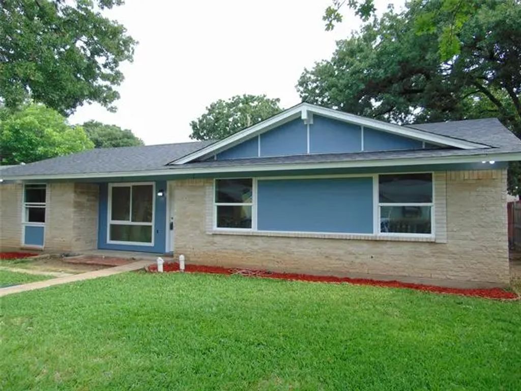 835 Pleasant Hills Drive, Dallas