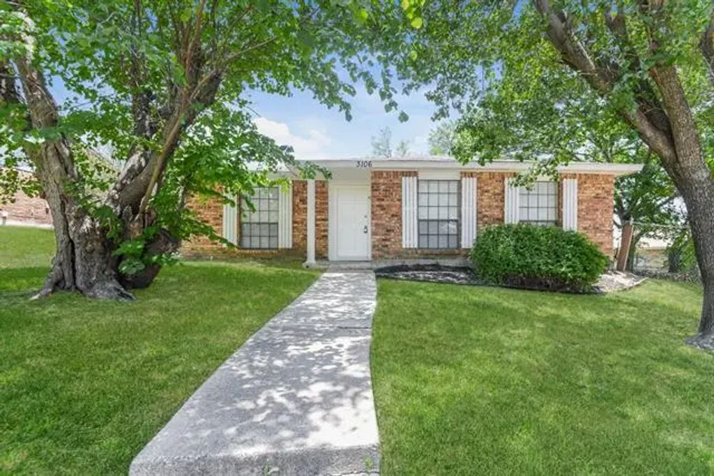 3106 Overglen Drive, Garland