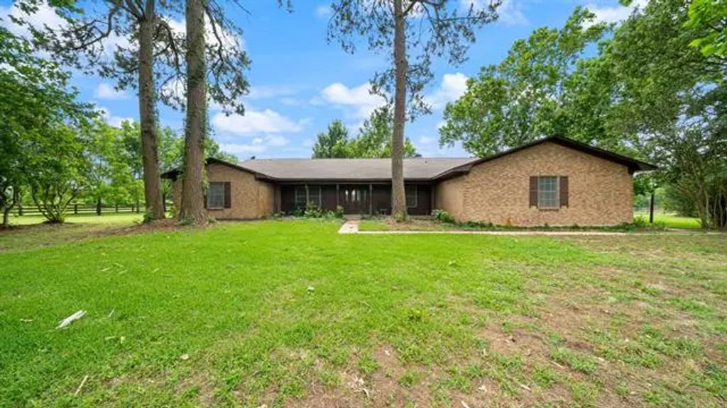1133 Vz County Road 2205, Canton
