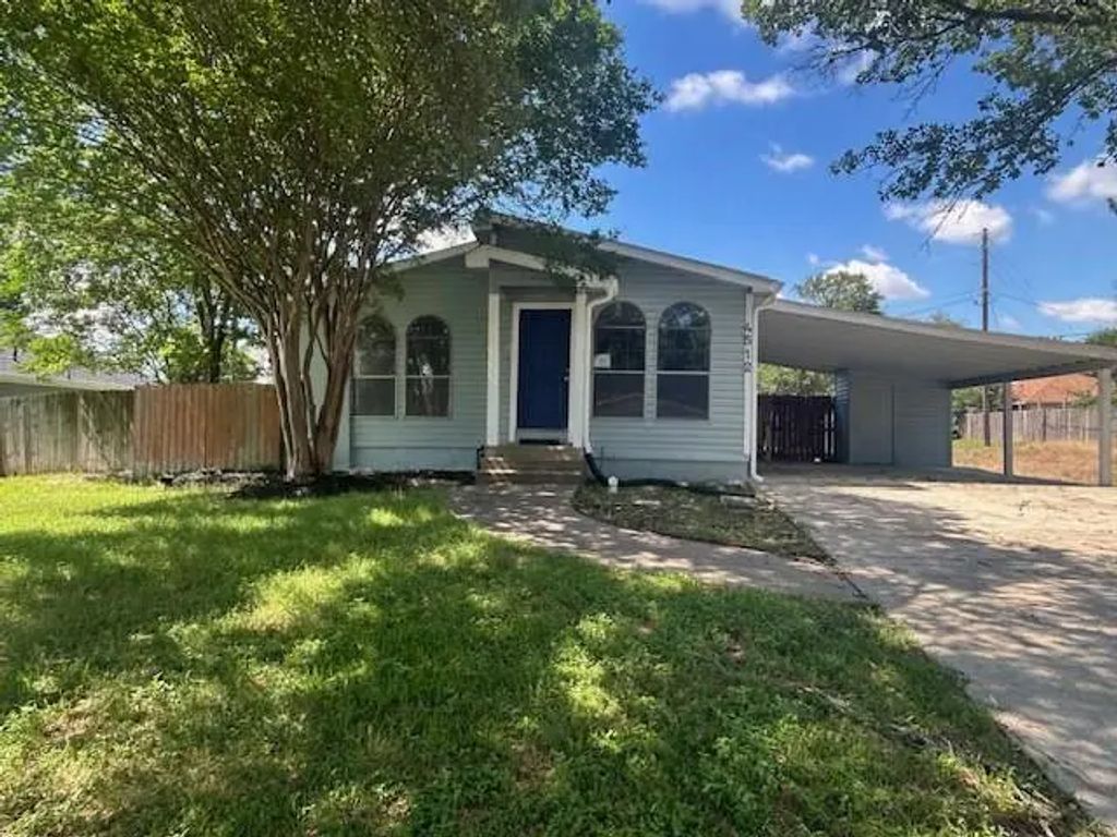 4512 Augusta Drive, Bryan