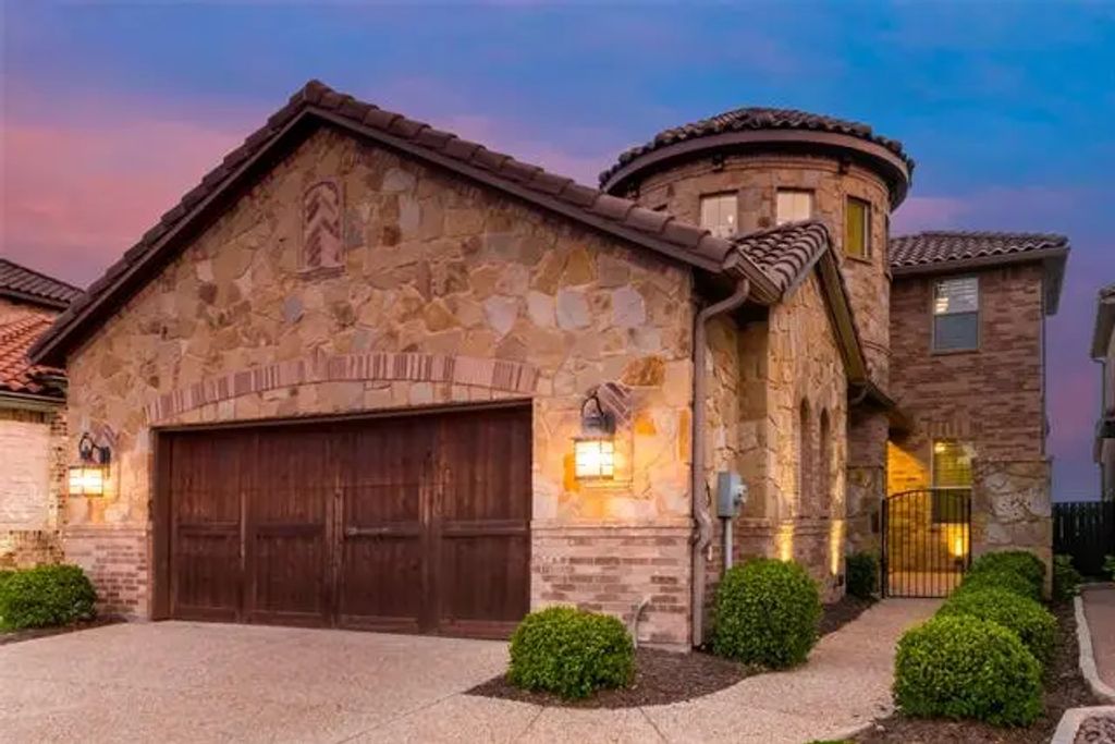 10021 Lakeside Drive, Fort Worth