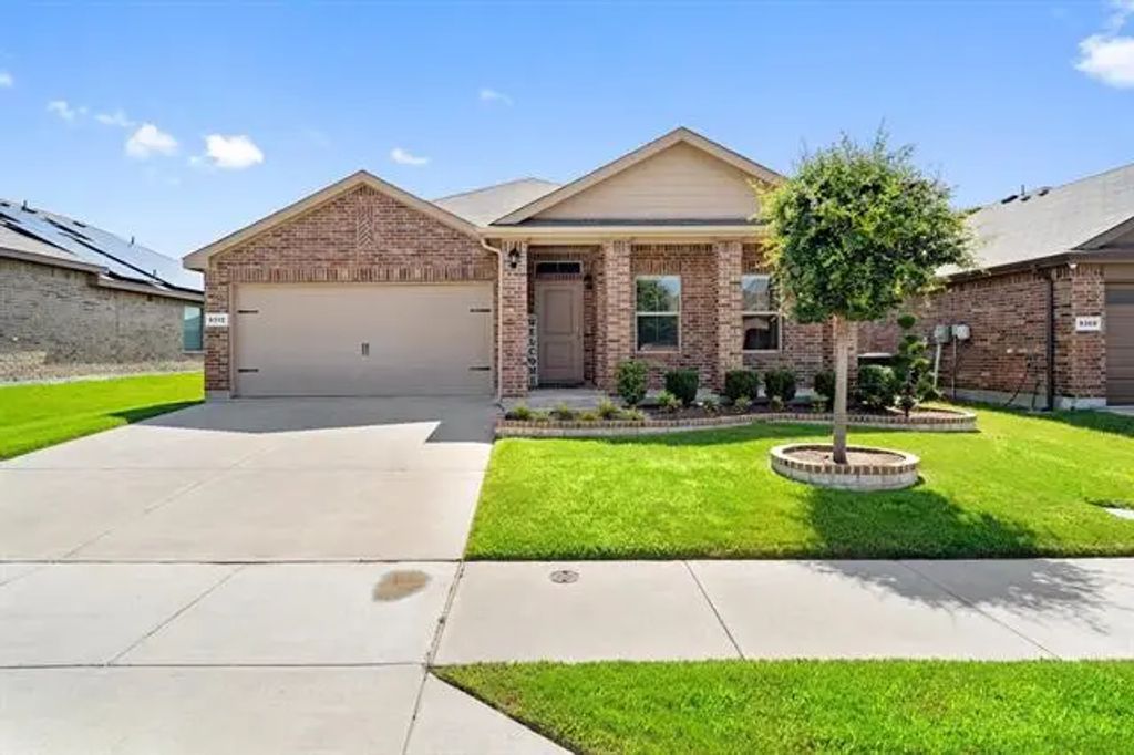 9312 Leveret Lane, Fort Worth