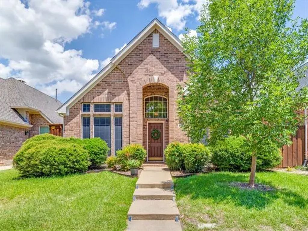 8416 Gateway Drive, Plano