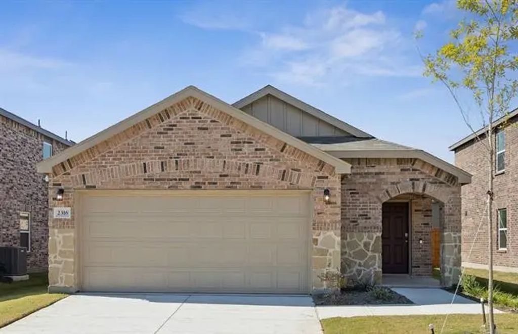 2316 Bay Laurel Lane, Forney