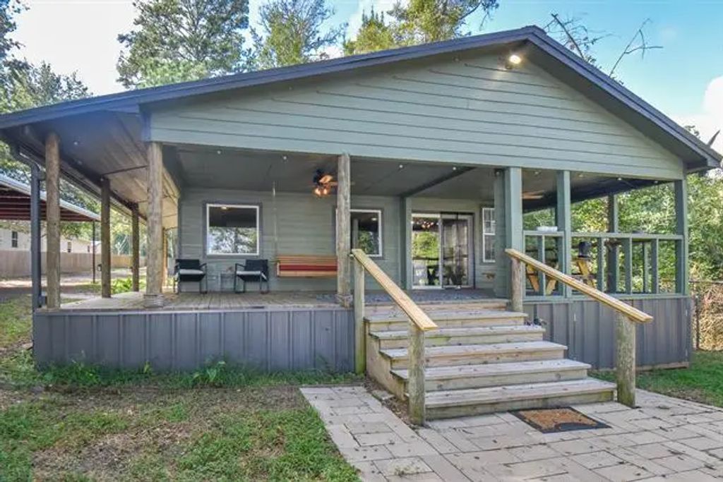 21171 Sand Jack Road, Larue
