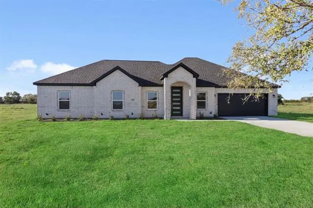 497 Private Road 7413, Wills Point