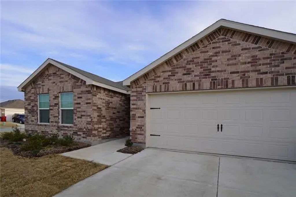 1948 Damianita Drive, Royse City