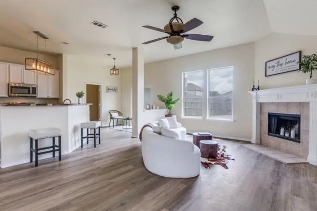 3137 Bent Oak Drive, Mesquite