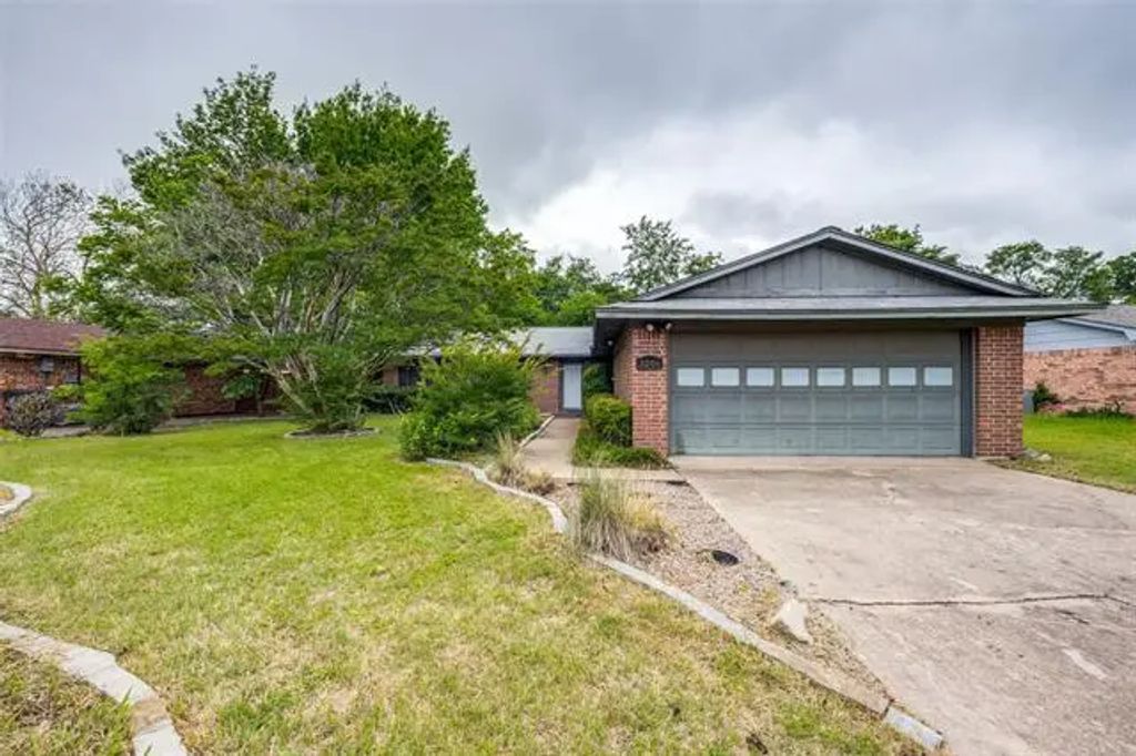 3206 Northpoint Road, Sherman