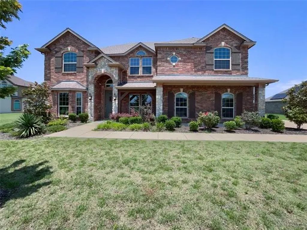 233 Stonegate Way, Red Oak