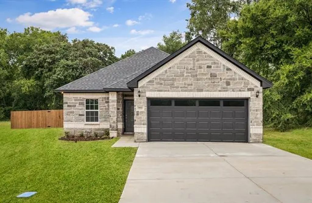 301 Kalura Way, Tool