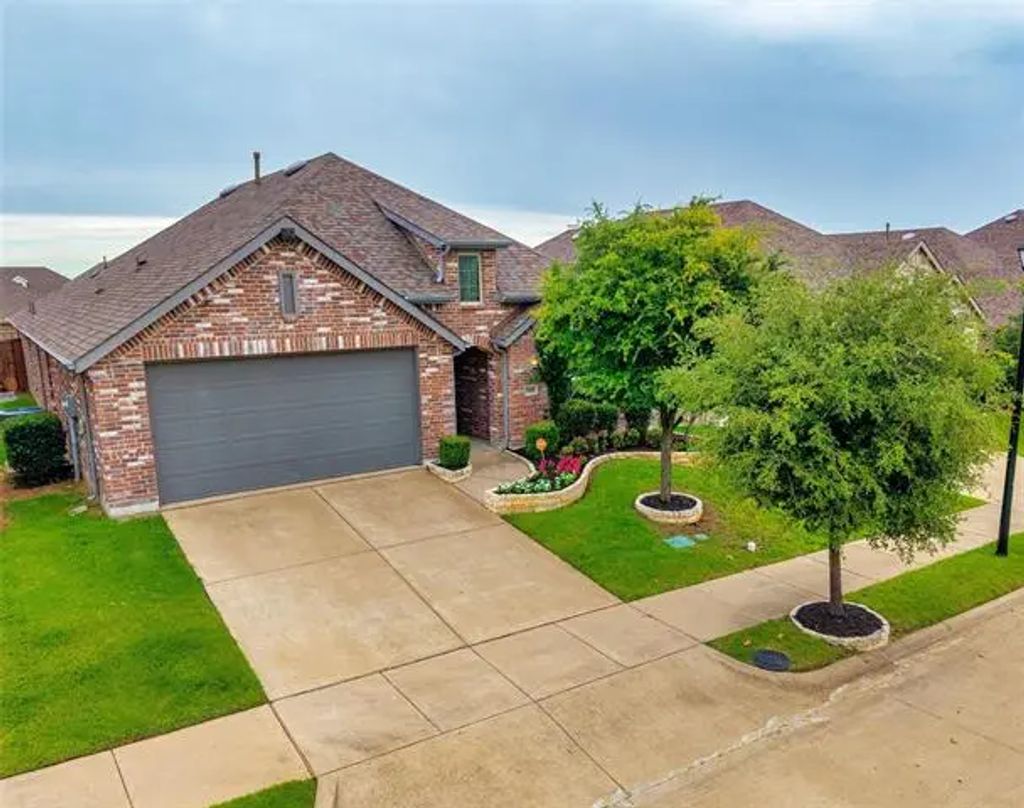 5493 Connally Drive, Forney