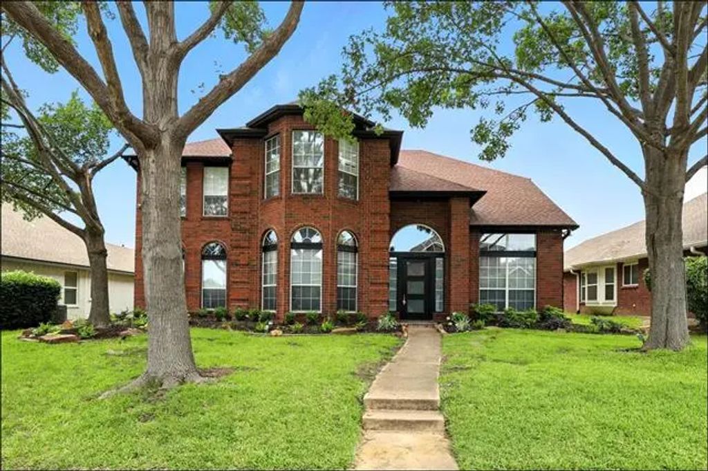 2913 Panorama Drive, Carrollton